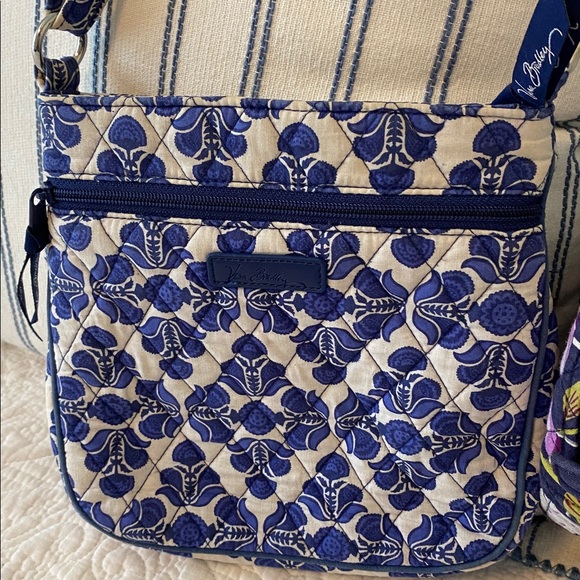 Vera Bradley bundle of small crossbody and shoulder tote bag - Picture 2 of 14